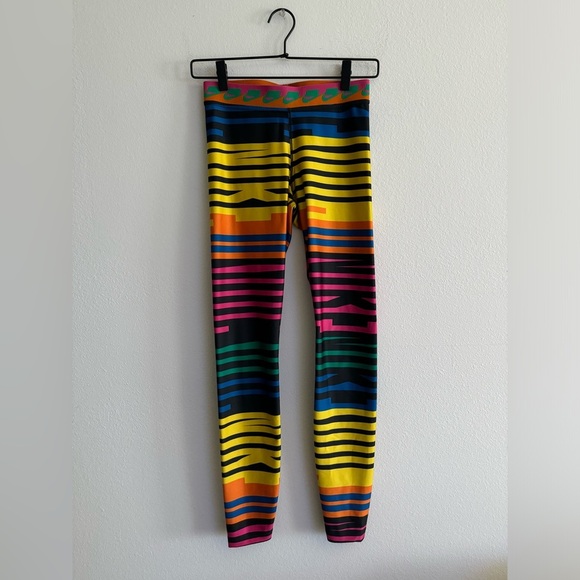 Nike NSW Printed Leggings XS Multicolor - Picture 2 of 4